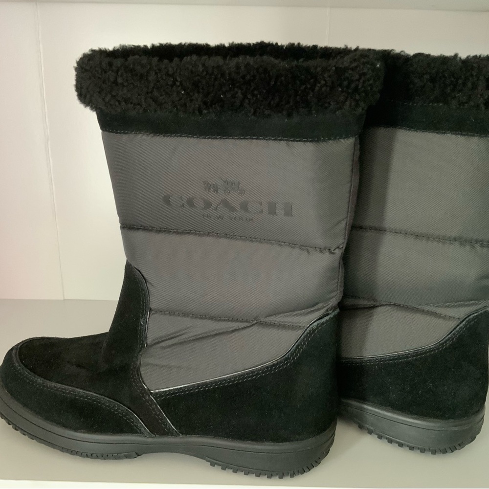 Coach Women's Black and Gray Winter Boots